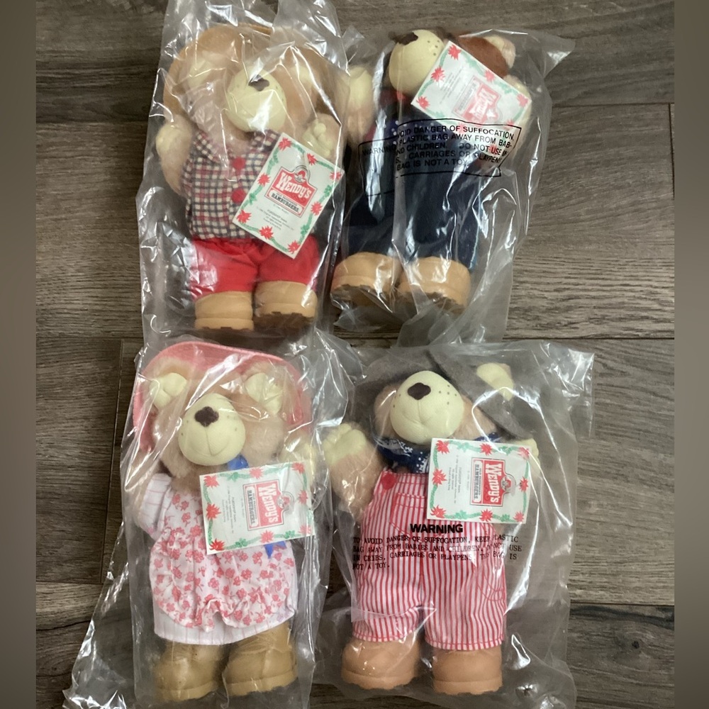 Furskins Bears Plush Complete Set of 4 from Wendy’s 1986 New In Package